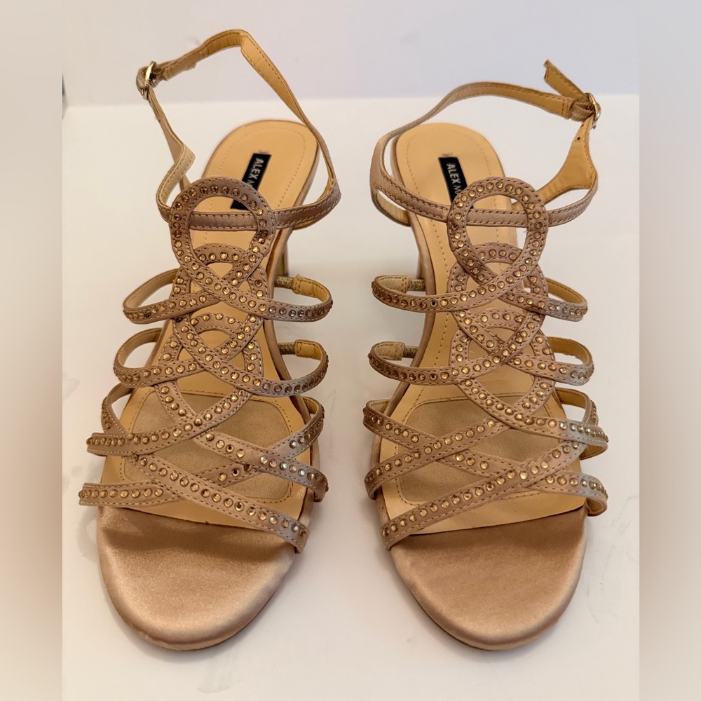 Alex Marie Champagne Satin Rhinestone Sling Back Sandals Size 8 1/2 - Picture 2 of 7